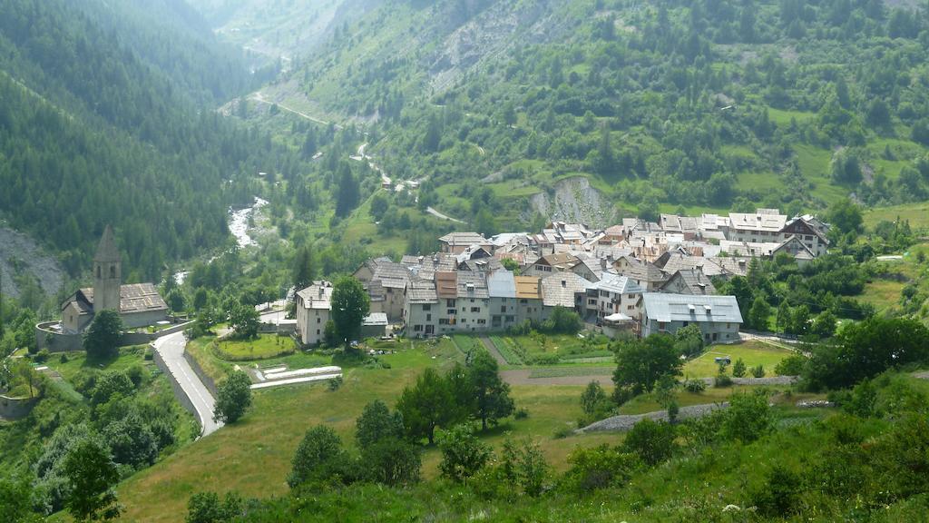 La Petite Etoile D'Hotes En Mercantour Saint-Dalmas-le-Selvage Экстерьер фото