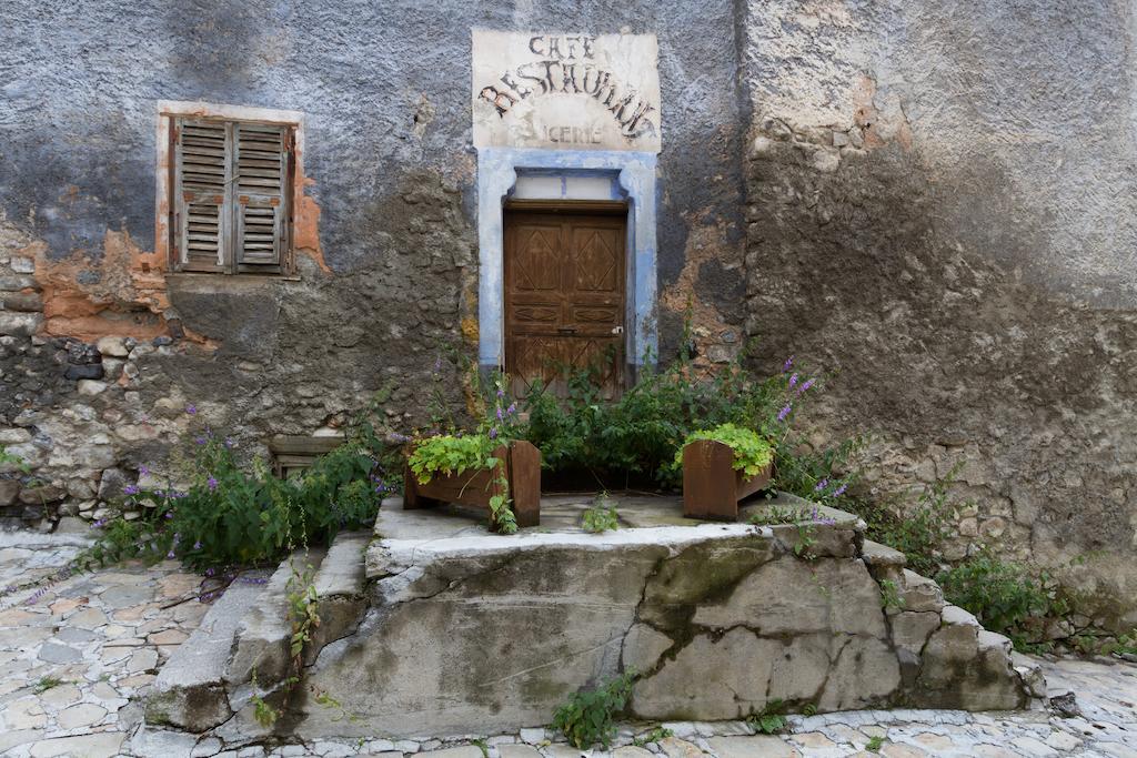 La Petite Etoile D'Hotes En Mercantour Saint-Dalmas-le-Selvage Экстерьер фото